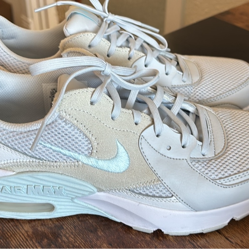 Nike Women's Air Max Excee